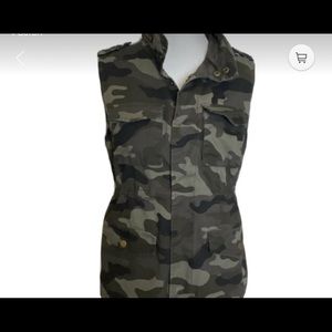 Love Tree Camo Vest